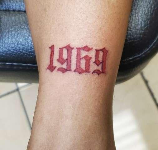 1969 Tattoo red color